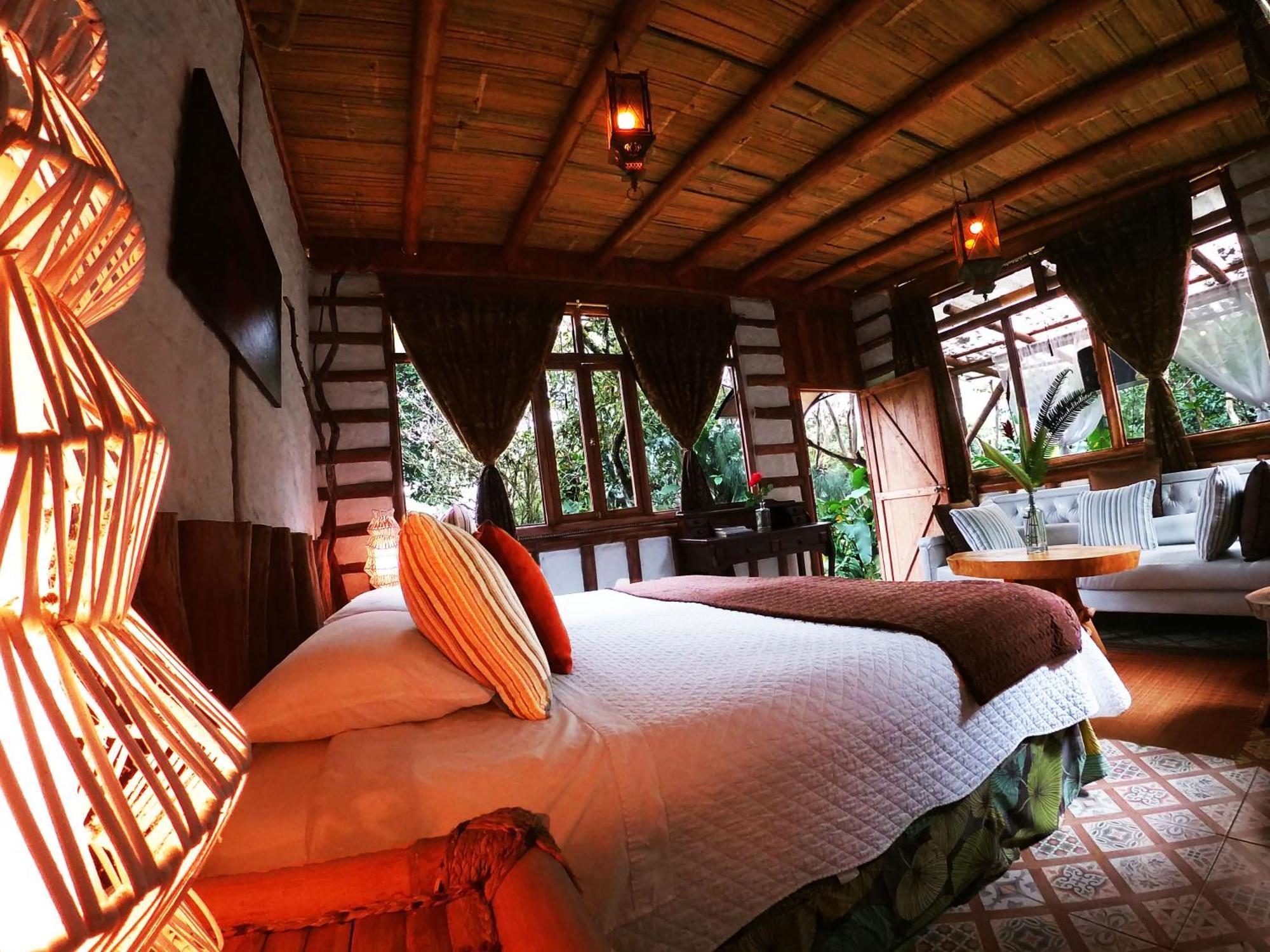 Hostel Casa De Piedra *