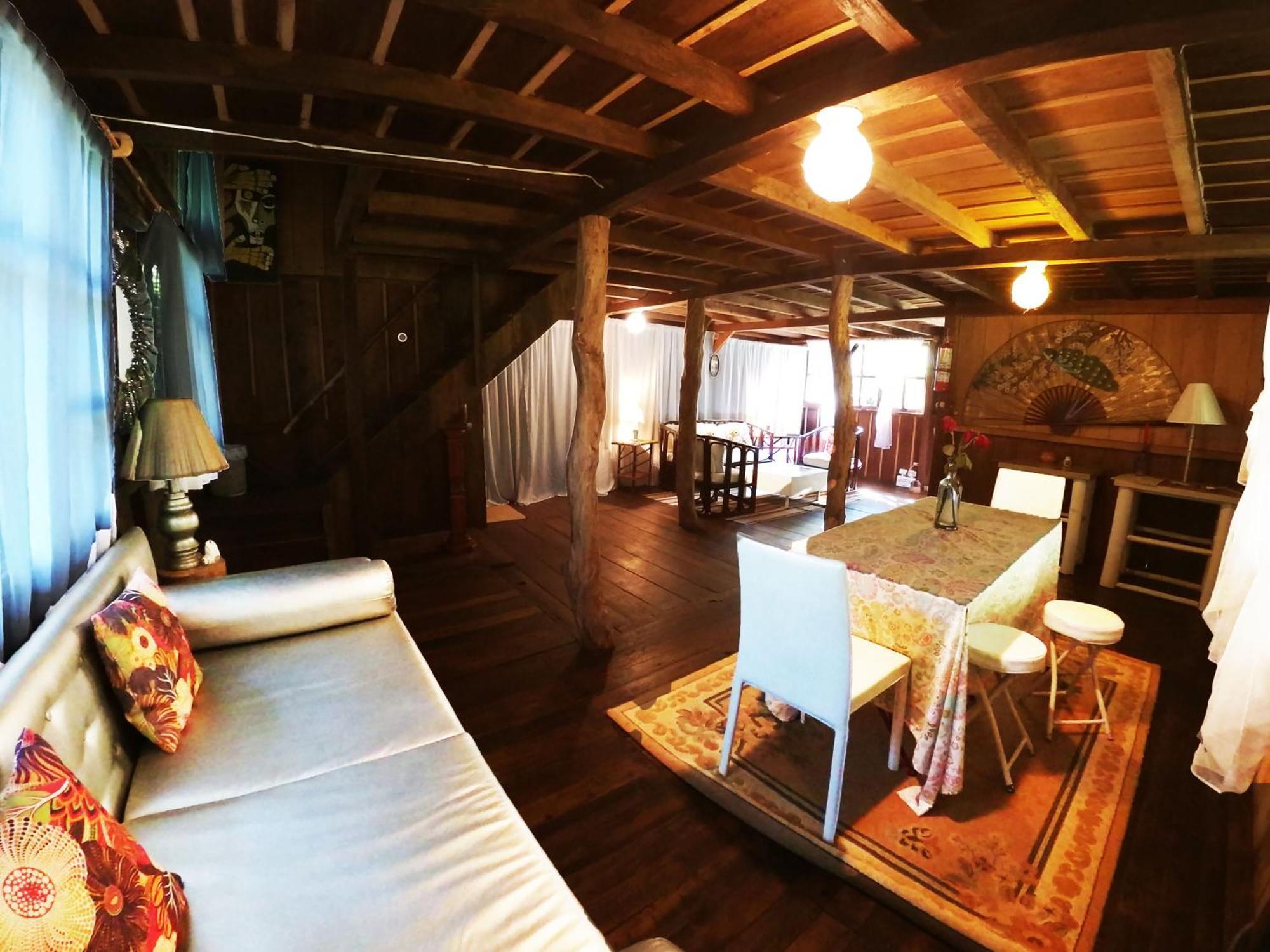 Casa De Piedra