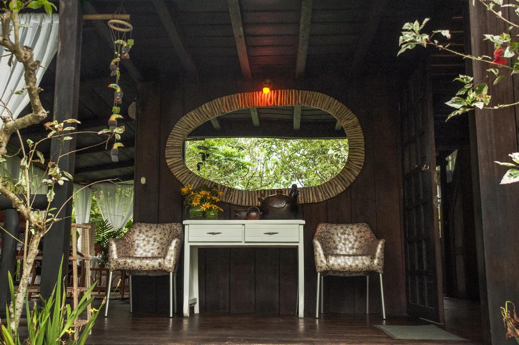 Casa De Piedra Hostal *