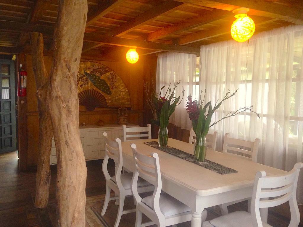 Hostel Casa De Piedra